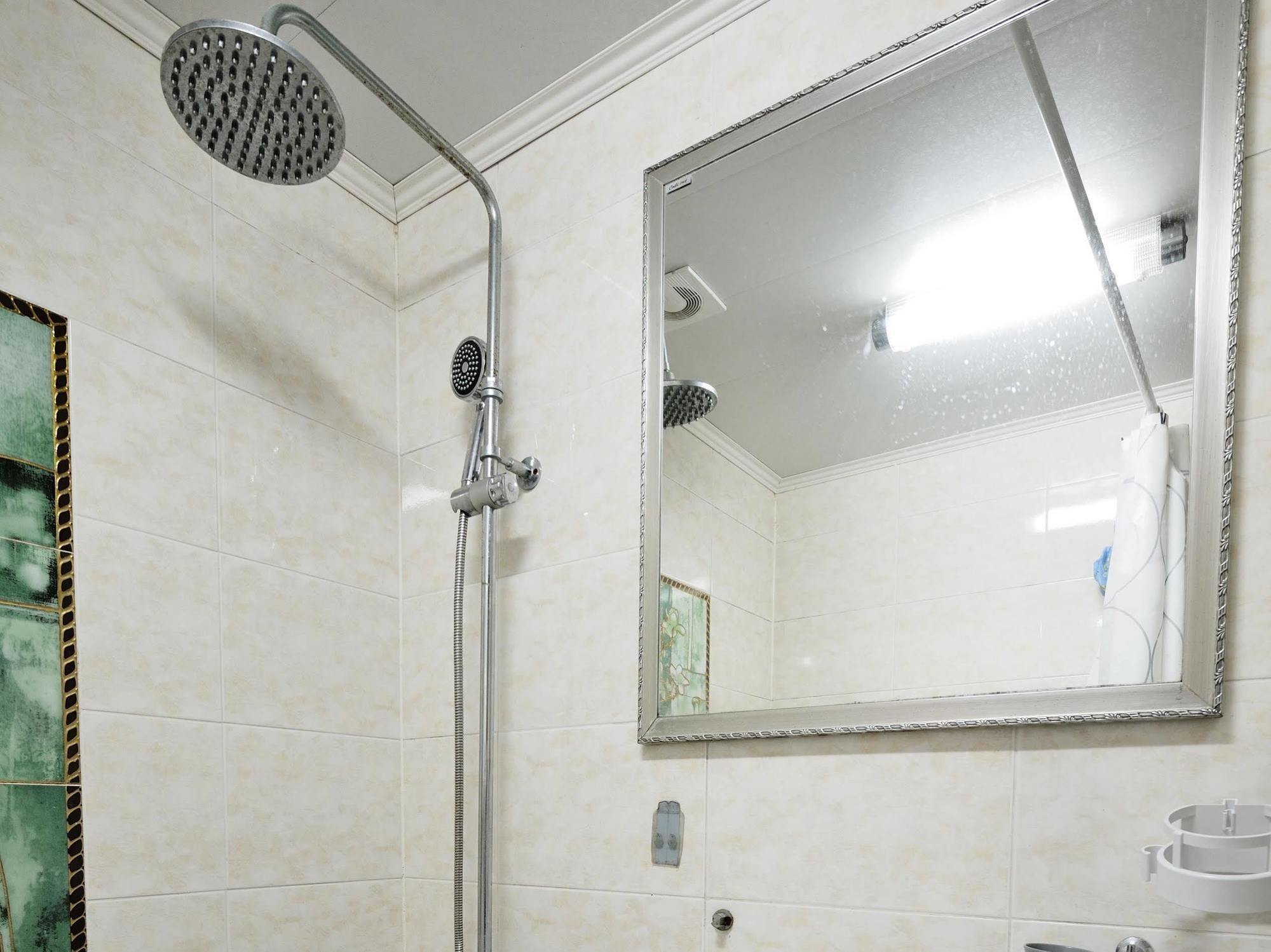 Budget Guesthouse Інчхон Екстер'єр фото